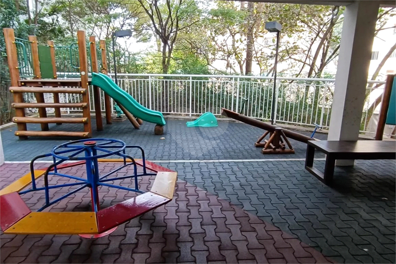 Foto REO1114312
