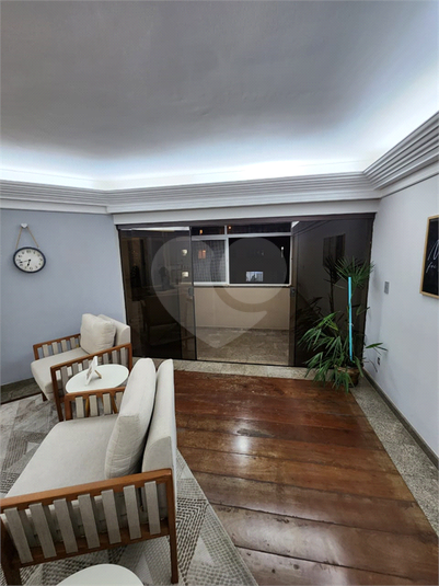 Foto REO1114315