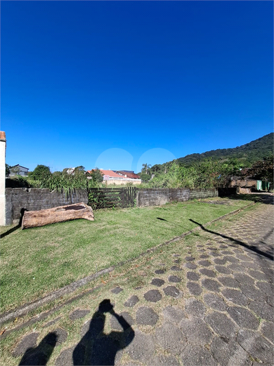 Foto REO1114319