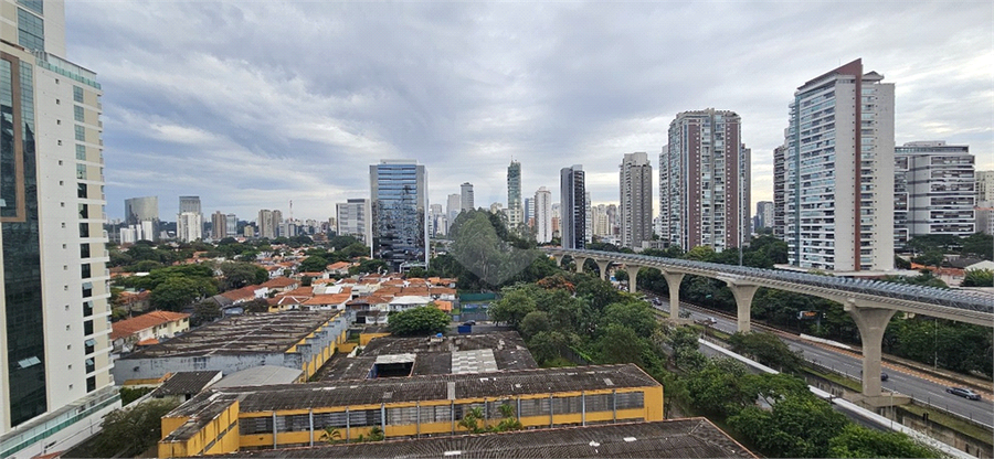 Foto REO1114325