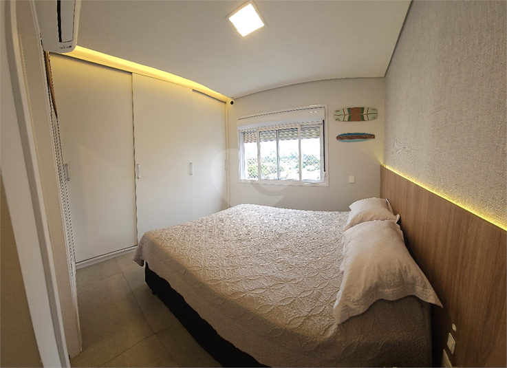 Foto REO1114325