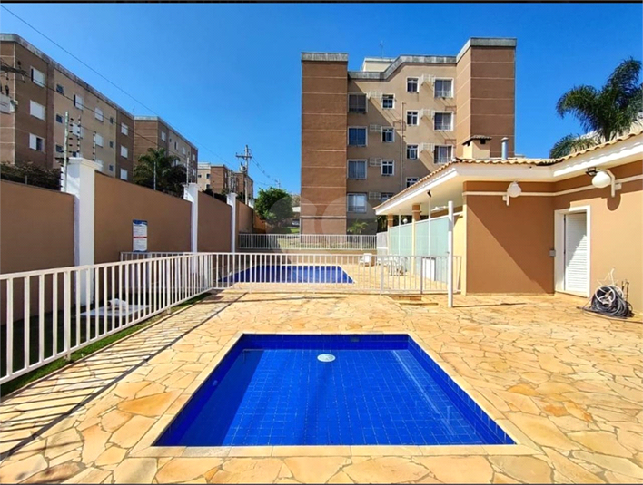 Foto REO1114333