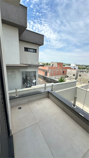 Foto REO1114334