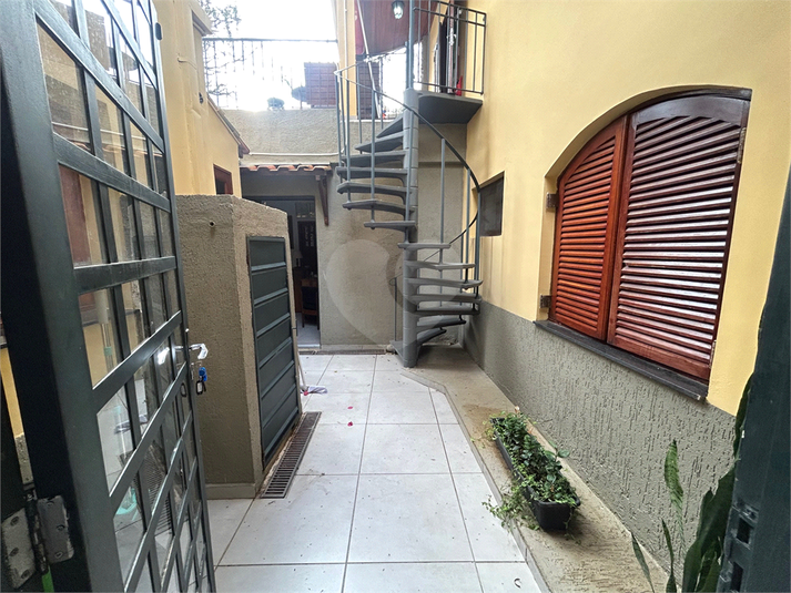 Foto REO1114356