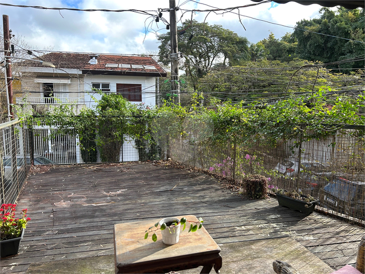 Foto REO1114356