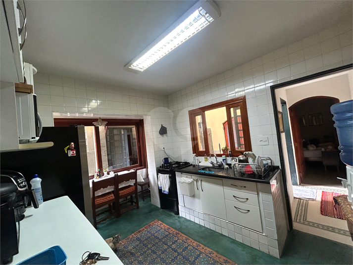 Foto REO1114356