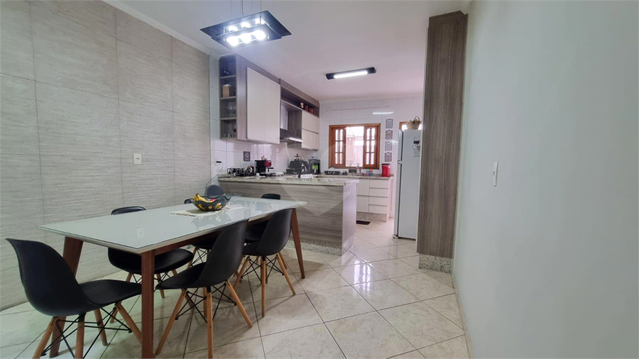 Foto REO1114367