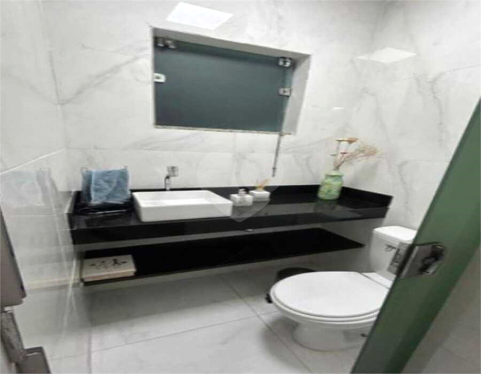 Foto REO1114369