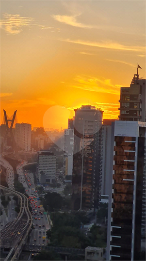 Foto REO1114372