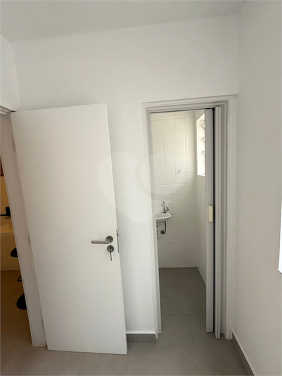 Foto REO1114377