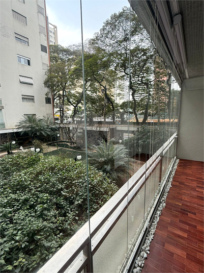 Foto REO1114377