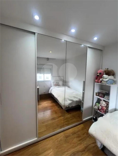 Foto REO1114385