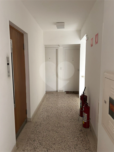 Foto REO1114386