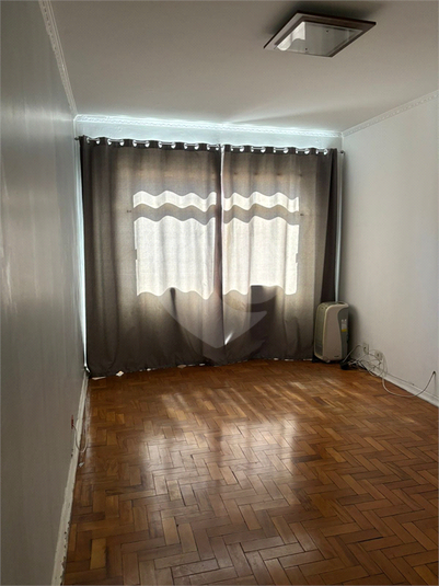 Foto REO1114386
