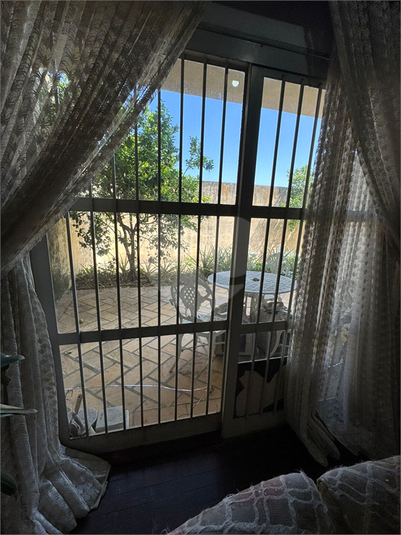 Foto REO1114388