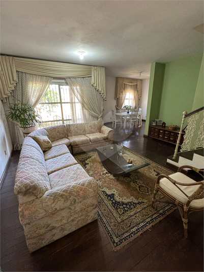 Foto REO1114388