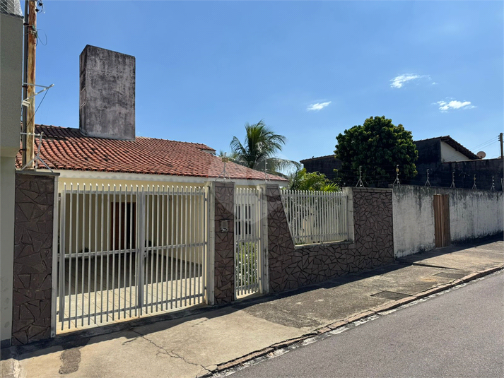 Foto REO1114388