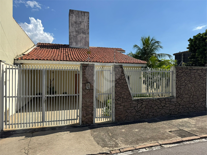 Foto REO1114388