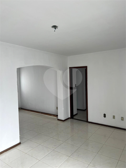 Foto REO1114389