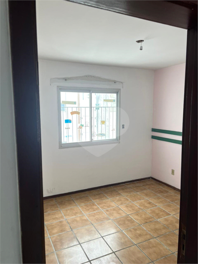 Foto REO1114389