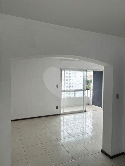 Foto REO1114389