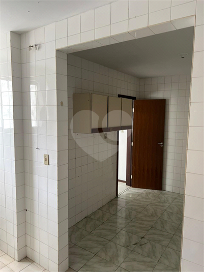 Foto REO1114389