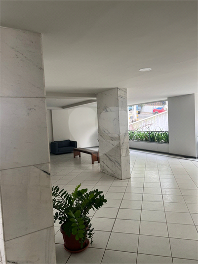 Foto REO1114389