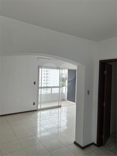 Foto REO1114389