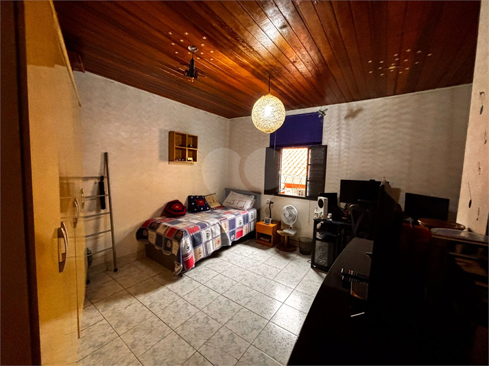 Foto REO1114400