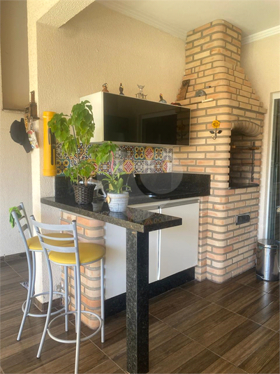 Foto REO1114401