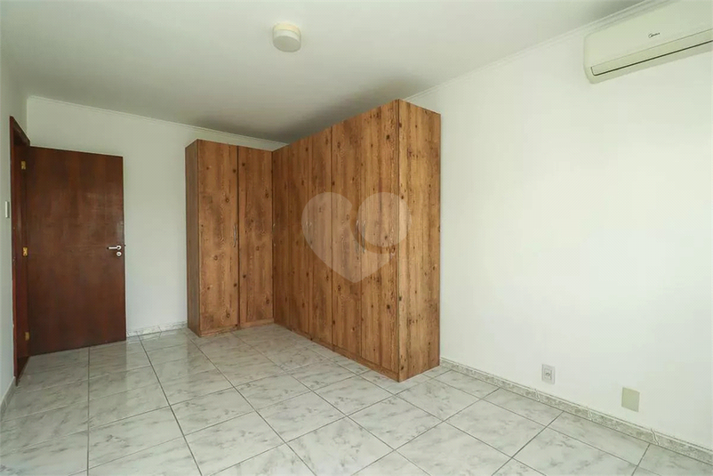 Foto REO1114404