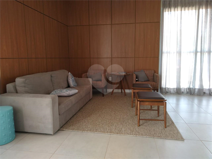 Foto REO1114418