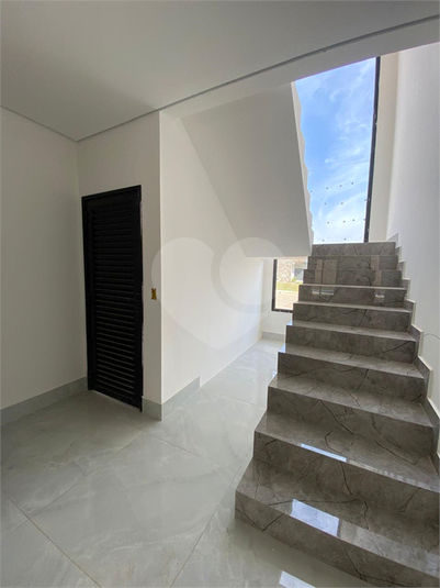 Foto REO1114418