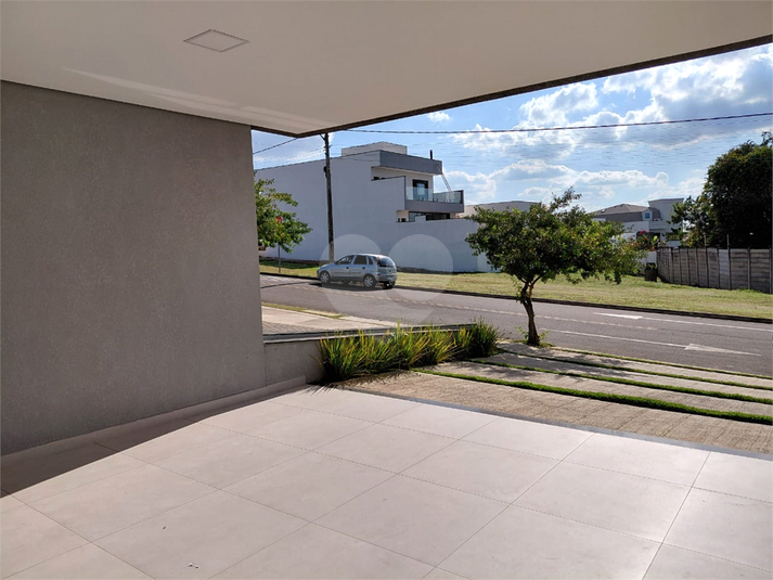 Foto REO1114425