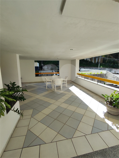 Foto REO1114427