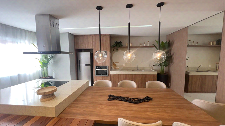 Foto REO1114445