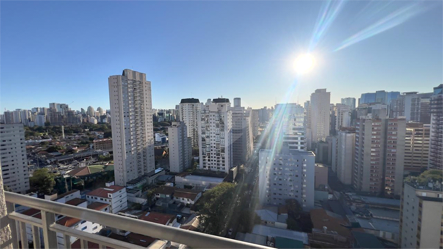 Foto REO1114445
