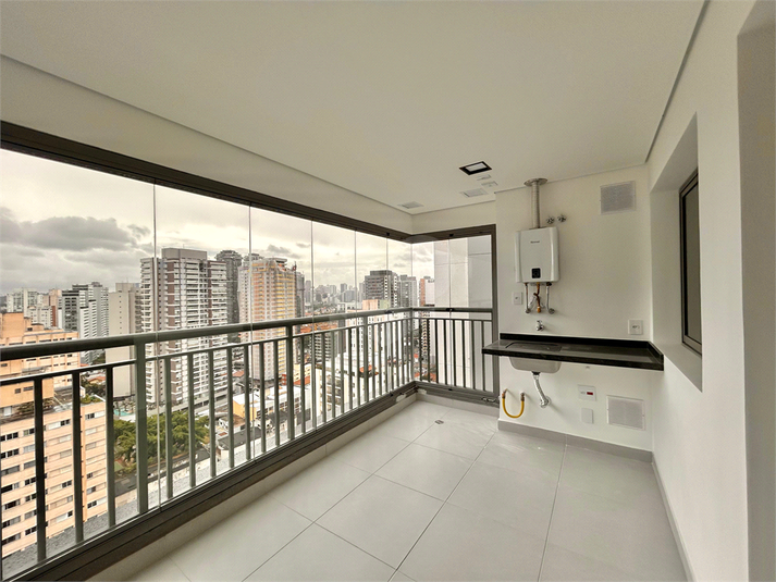 Foto REO1114459