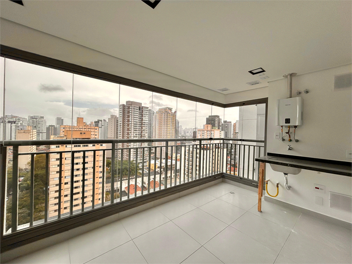 Foto REO1114460