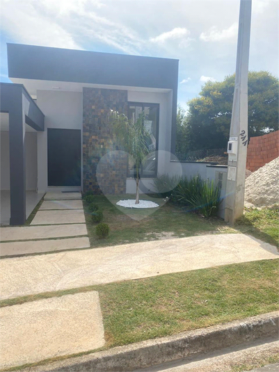 Foto REO1114469