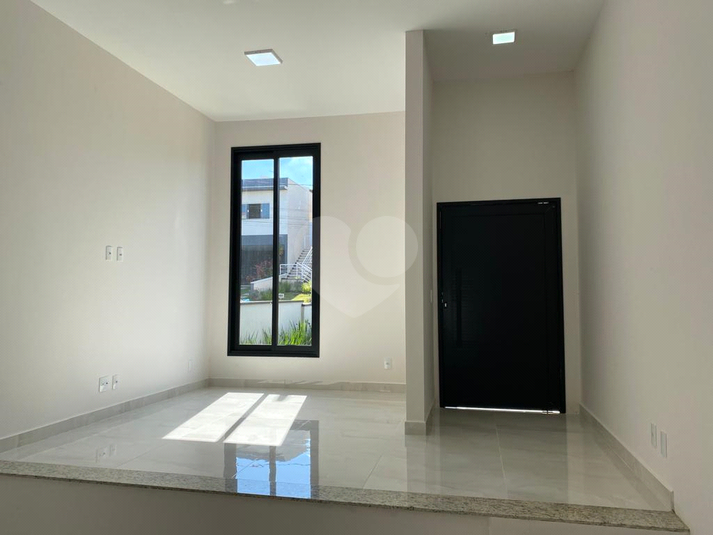 Foto REO1114469