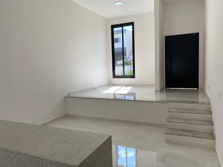 Foto REO1114469