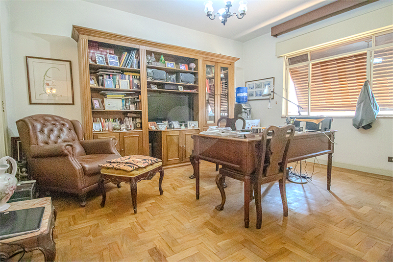 Foto REO1114480