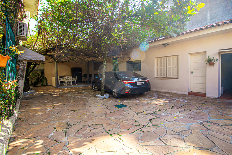 Foto REO1114480