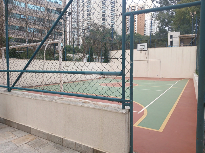 Foto REO1114487