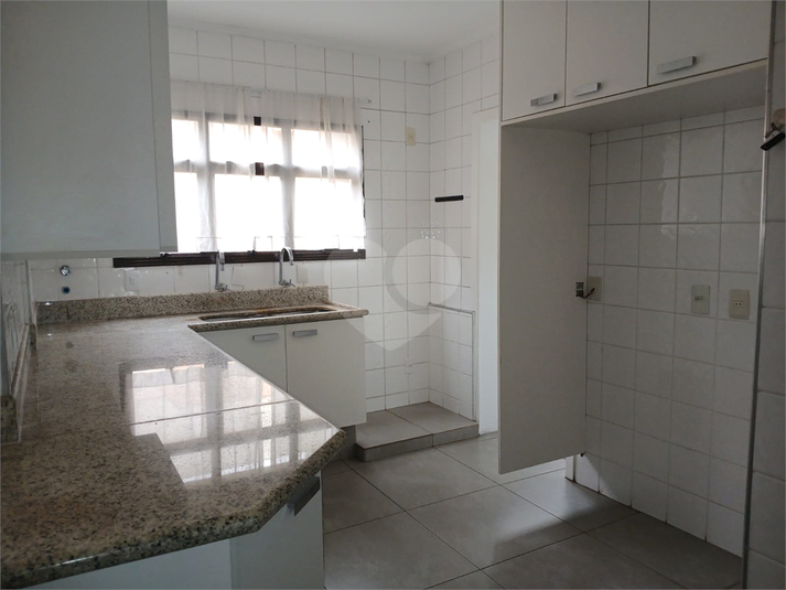 Foto REO1114487