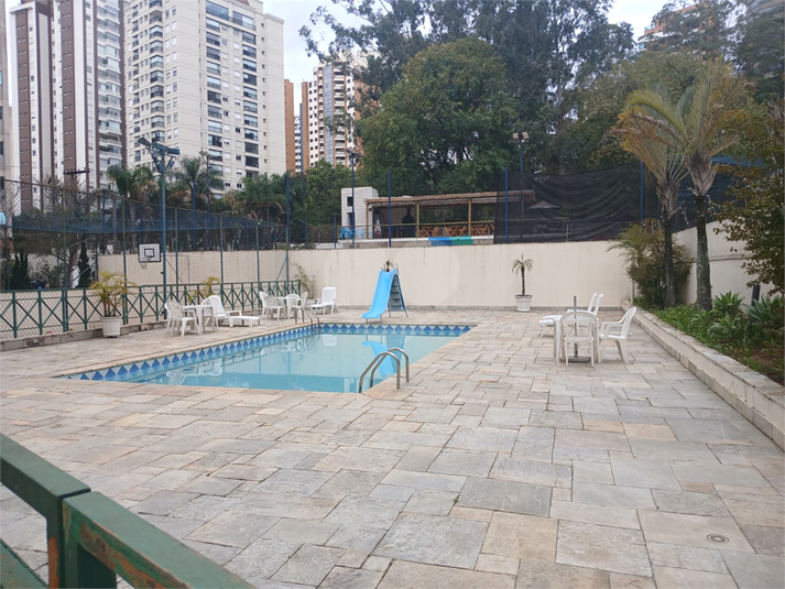 Foto REO1114487
