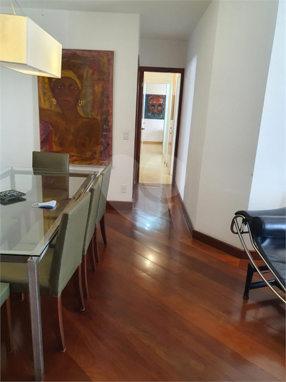 Foto REO1114497