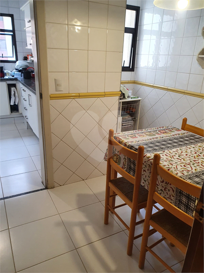 Foto REO1114497