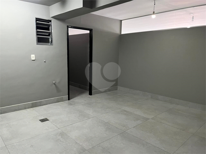 Foto REO1114498